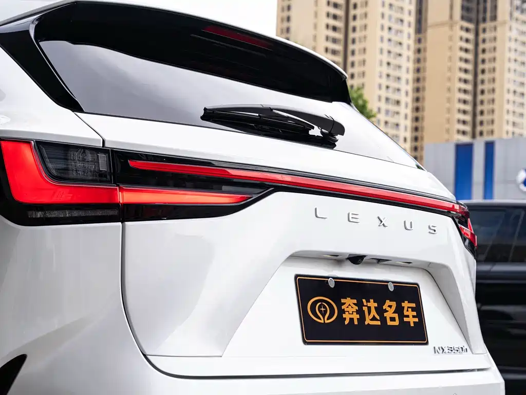 Lexus NX — миниатюра 7