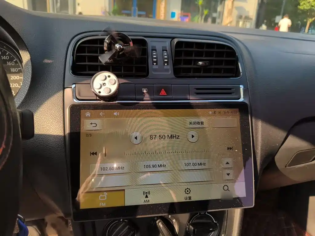 Volkswagen Polo — миниатюра 6