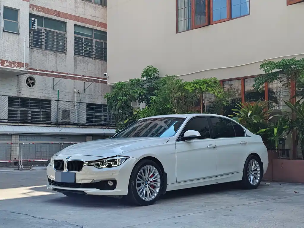 BMW 3 Series 2015