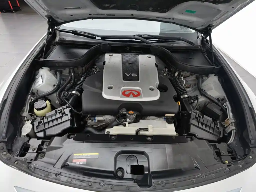 Infiniti G — миниатюра 6