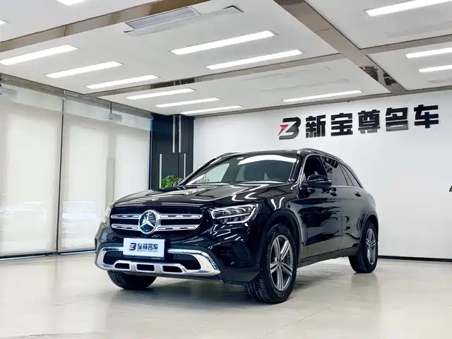 MERCEDES BENZ GLC