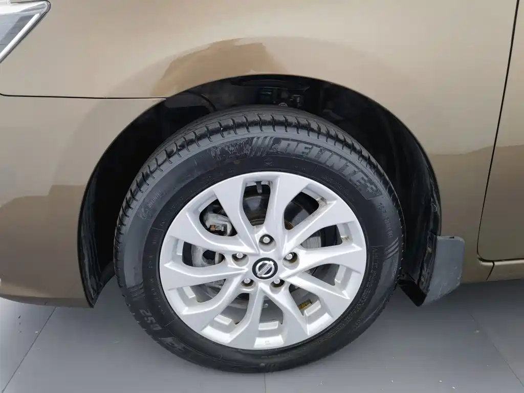 Nissan Sylphy — миниатюра 17