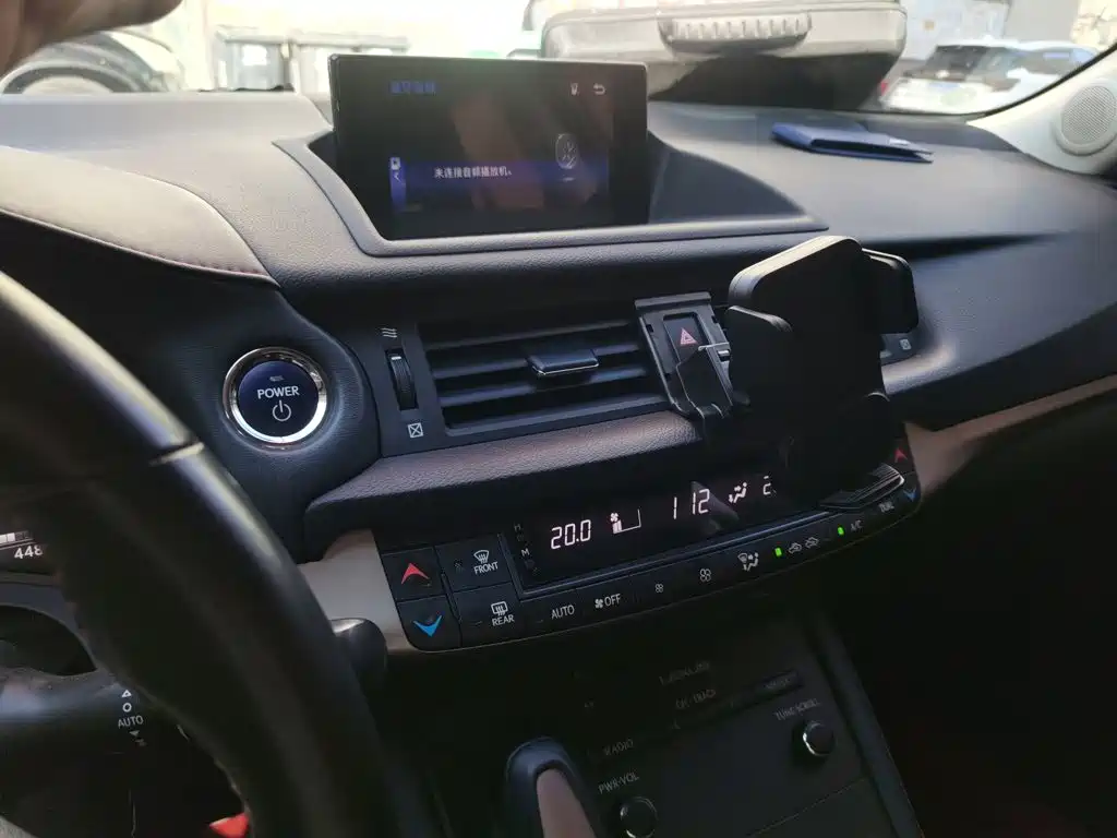 Lexus CT — миниатюра 9