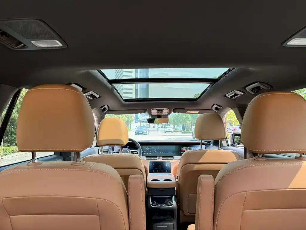 Li Auto Li ONE — миниатюра 5