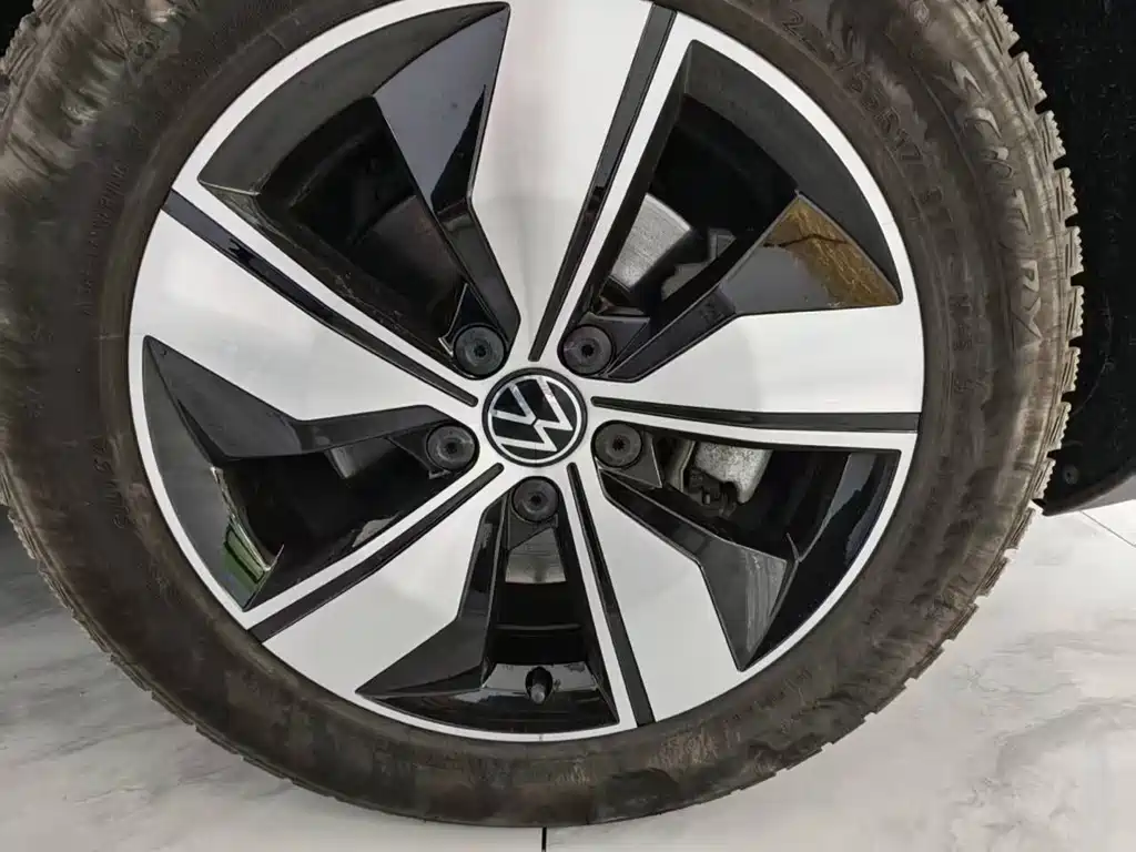 Volkswagen Tharu 2021 280TSI Luxury