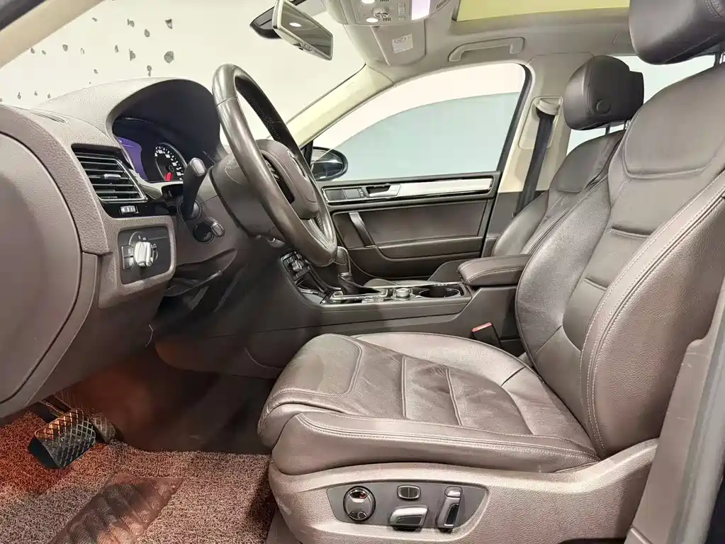 Volkswagen Touareg 2016 3.0TSI