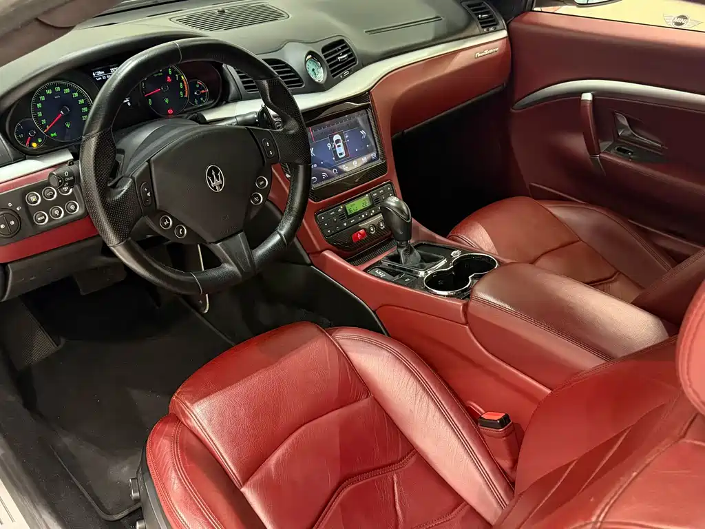Maserati GranTurismo 2016 4.2L AT