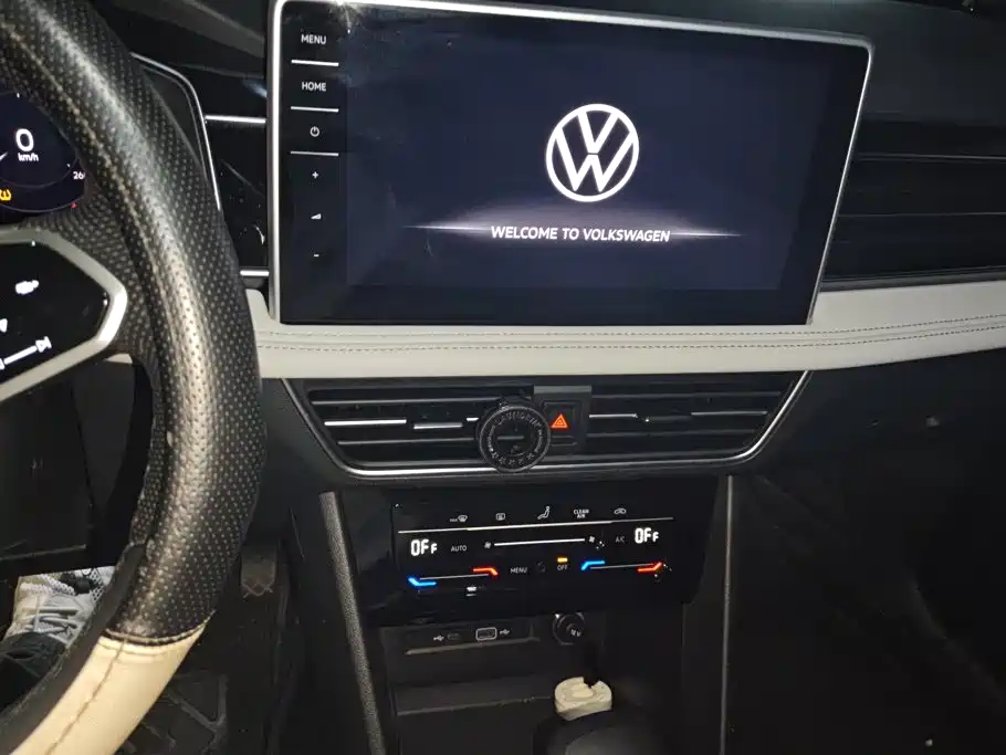Volkswagen Tiguan L — миниатюра 13