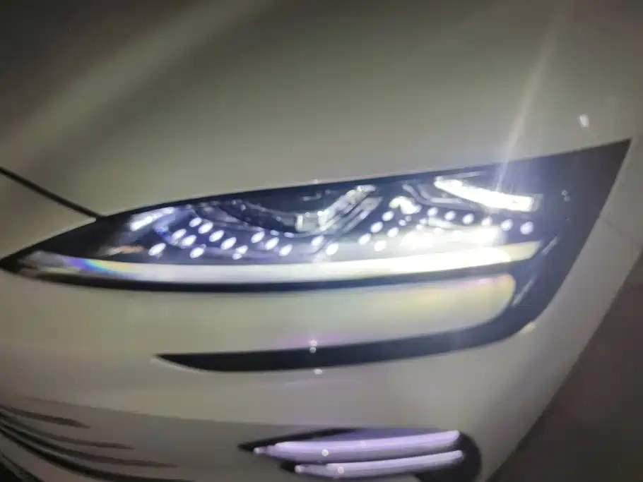 BYD PLUS New Energy — миниатюра 5