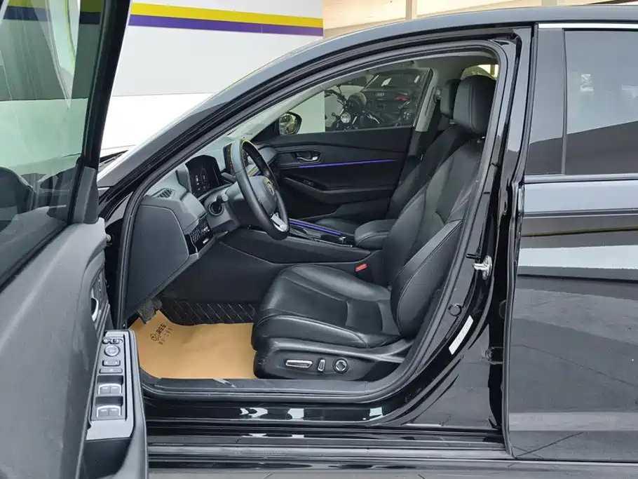 Honda Accord — миниатюра 9