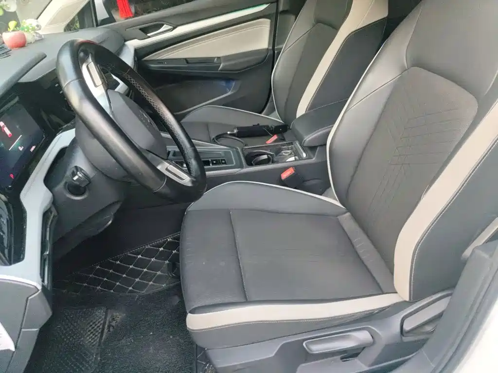 Volkswagen Golf — миниатюра 8