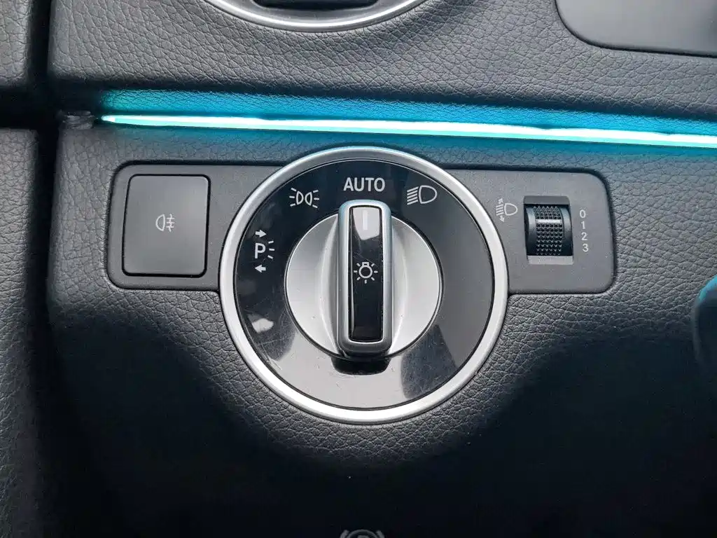 Mercedes-Benz C-Class — миниатюра 21