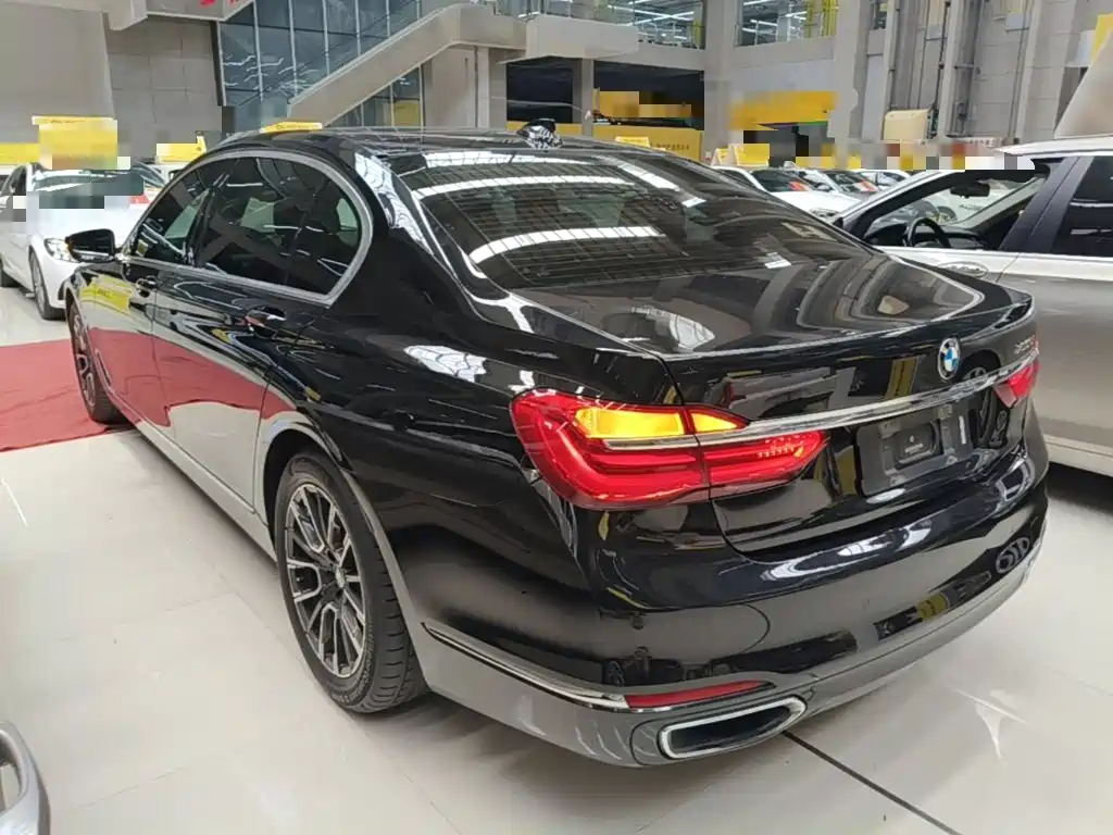BMW 7 Series 7 2017 730Li Lead