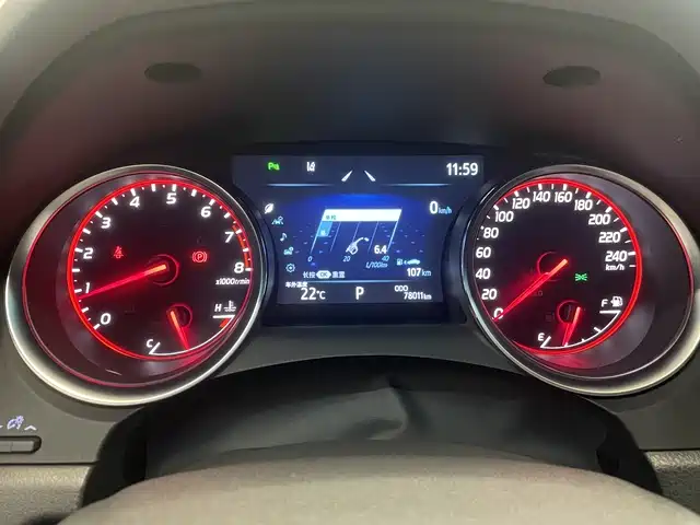 Toyota Camry 2021 2.0S