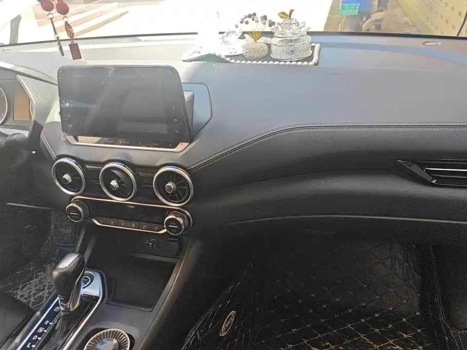 Nissan Sylphy — миниатюра 13