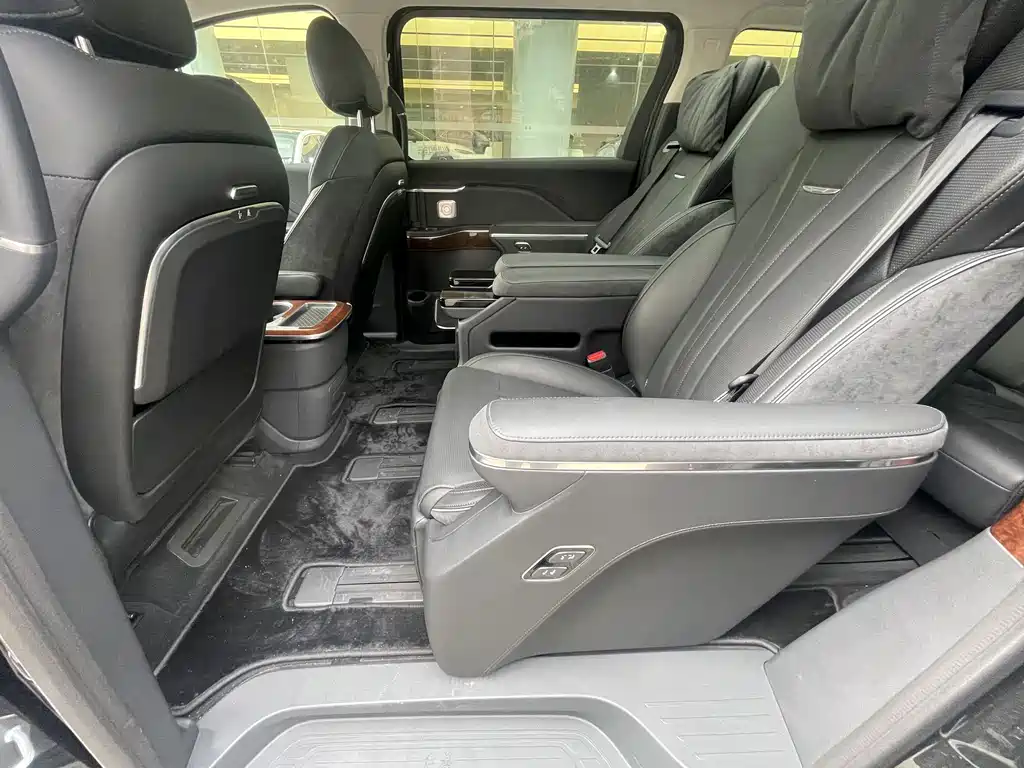 Hongqi Hongqi HQ9 PHEV — миниатюра 9