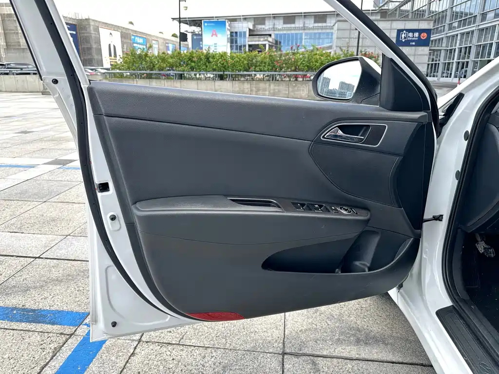 Hyundai Mistra — миниатюра 23