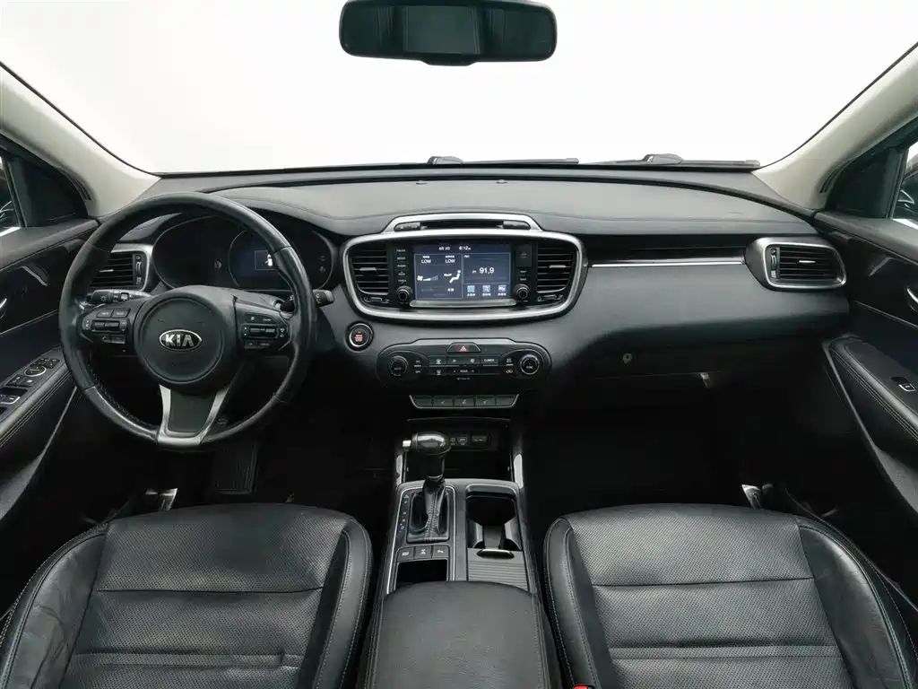 Kia Sorento 2015 L 2.4L 4WD Elite 7 мест V