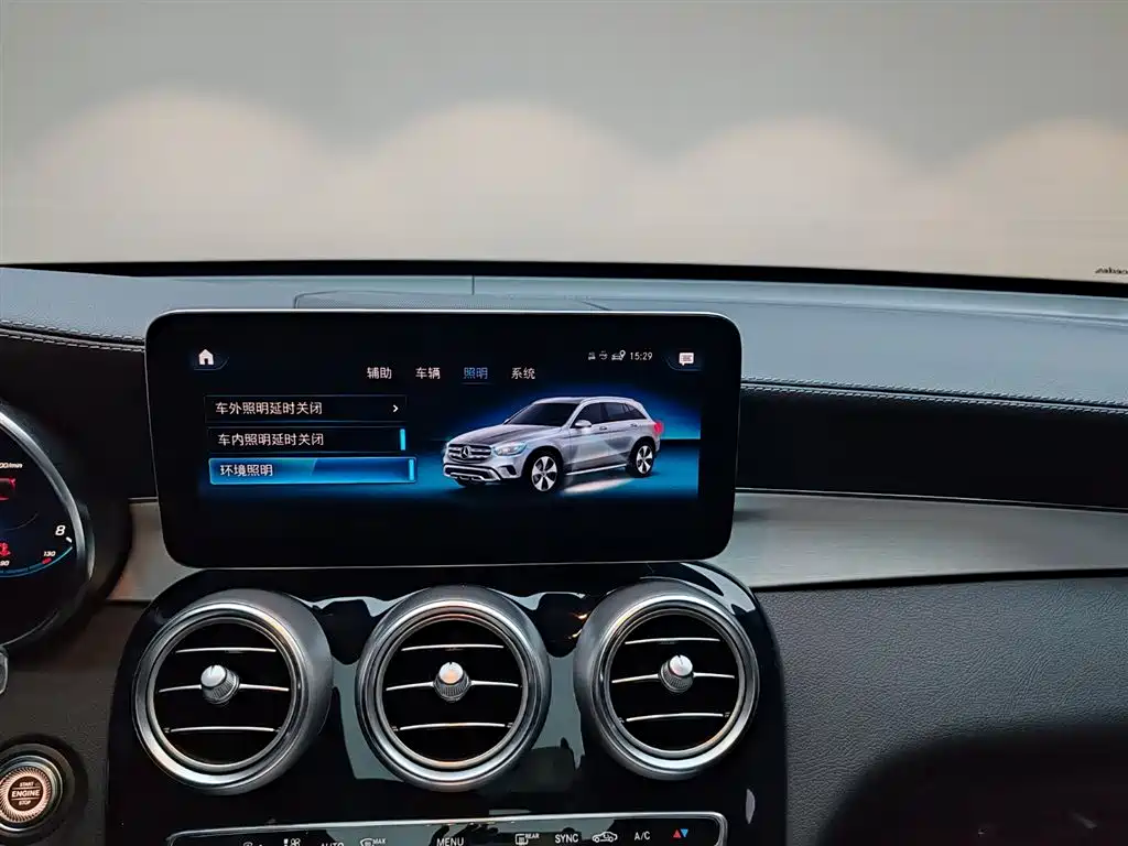Mercedes-Benz GLC 2022 GLC 260 L 4MATIC