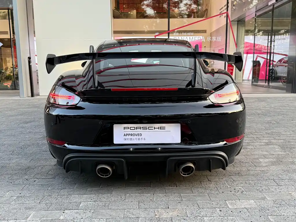 Porsche 718 2022 Cayman GT4 RS 4.0L