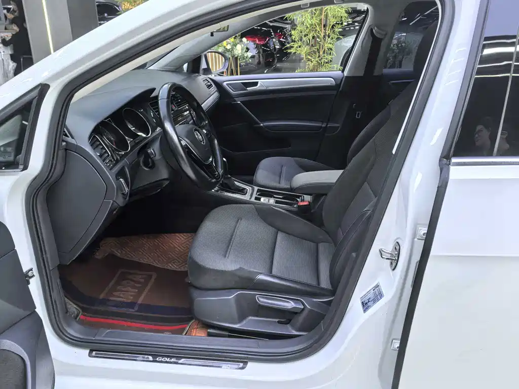 Volkswagen Golf — миниатюра 7