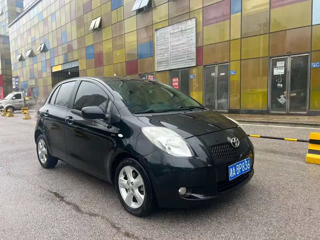 Toyota Yaris 2009 1.6E AT Comfort