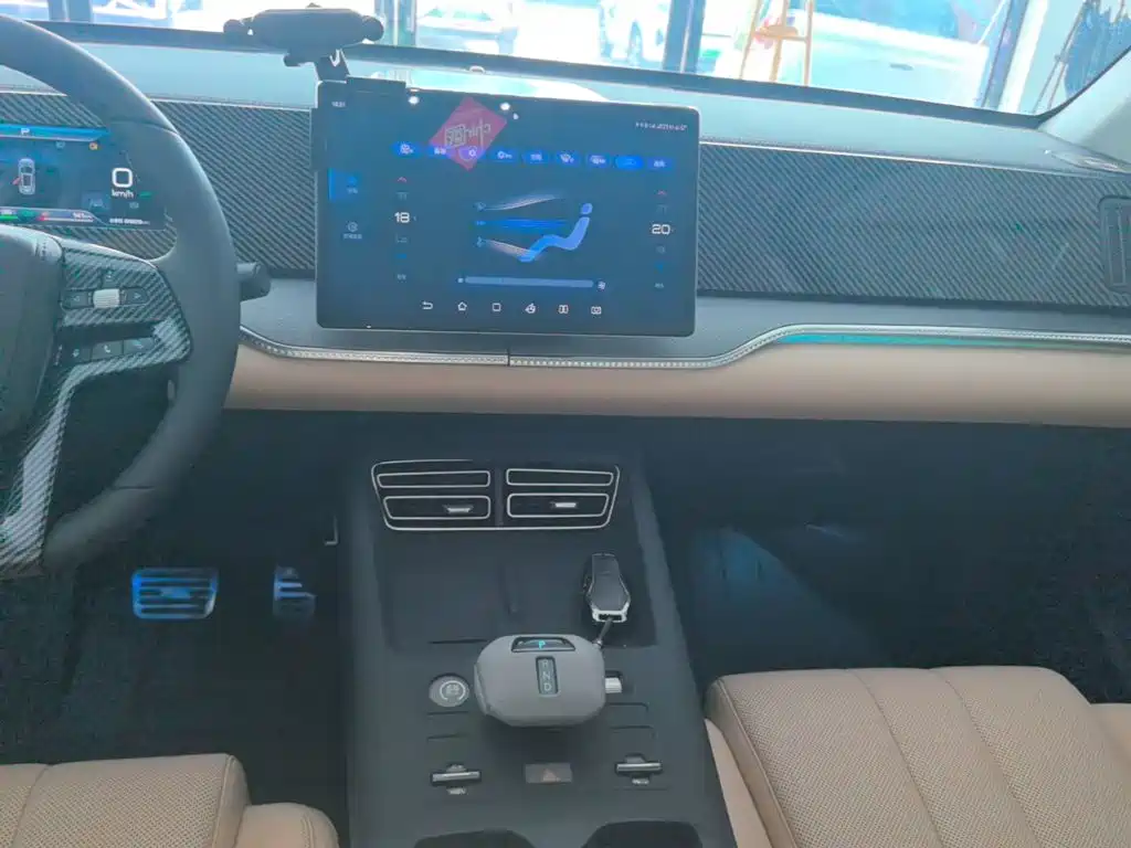 BYD Song Pro — фотографии объявления, Фото 13