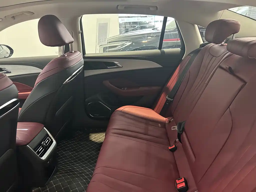 Hongqi HONGQI H5 PHEV