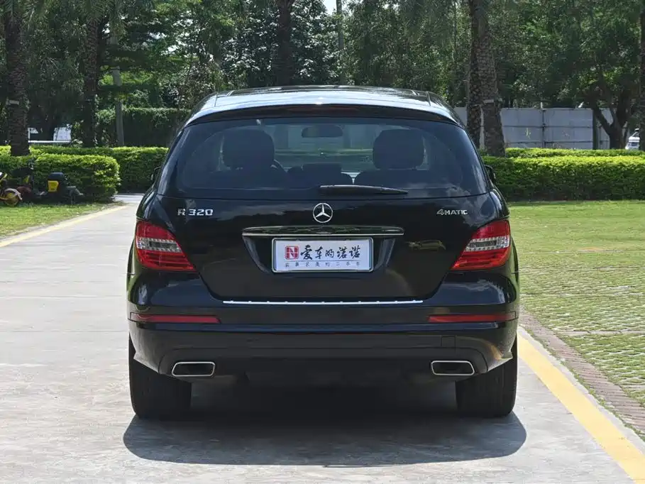 Mercedes-Benz R 2014 R 320 4MATIC