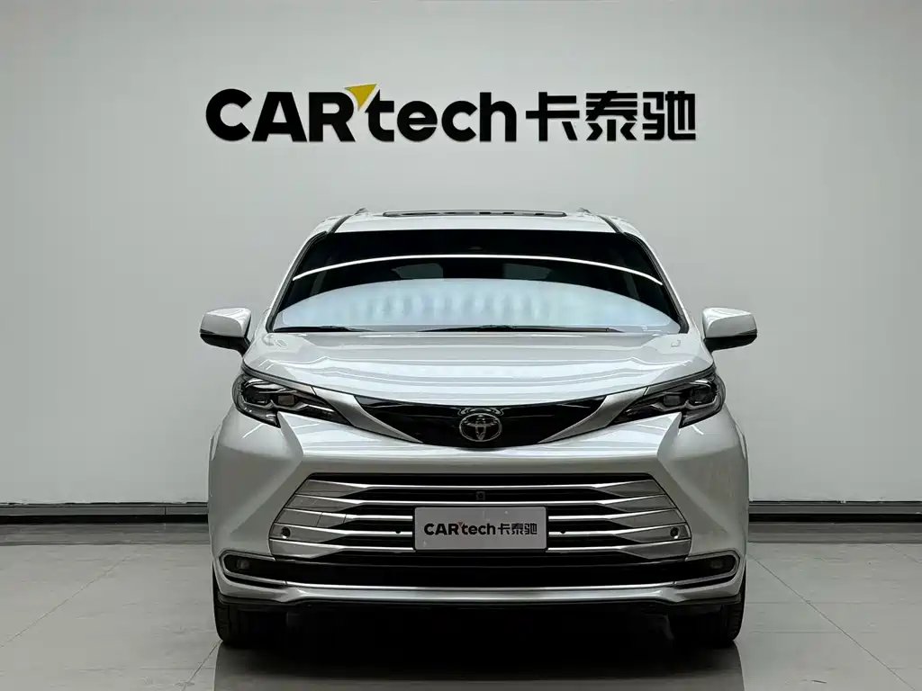 Toyota Sienna 2024 2.5L