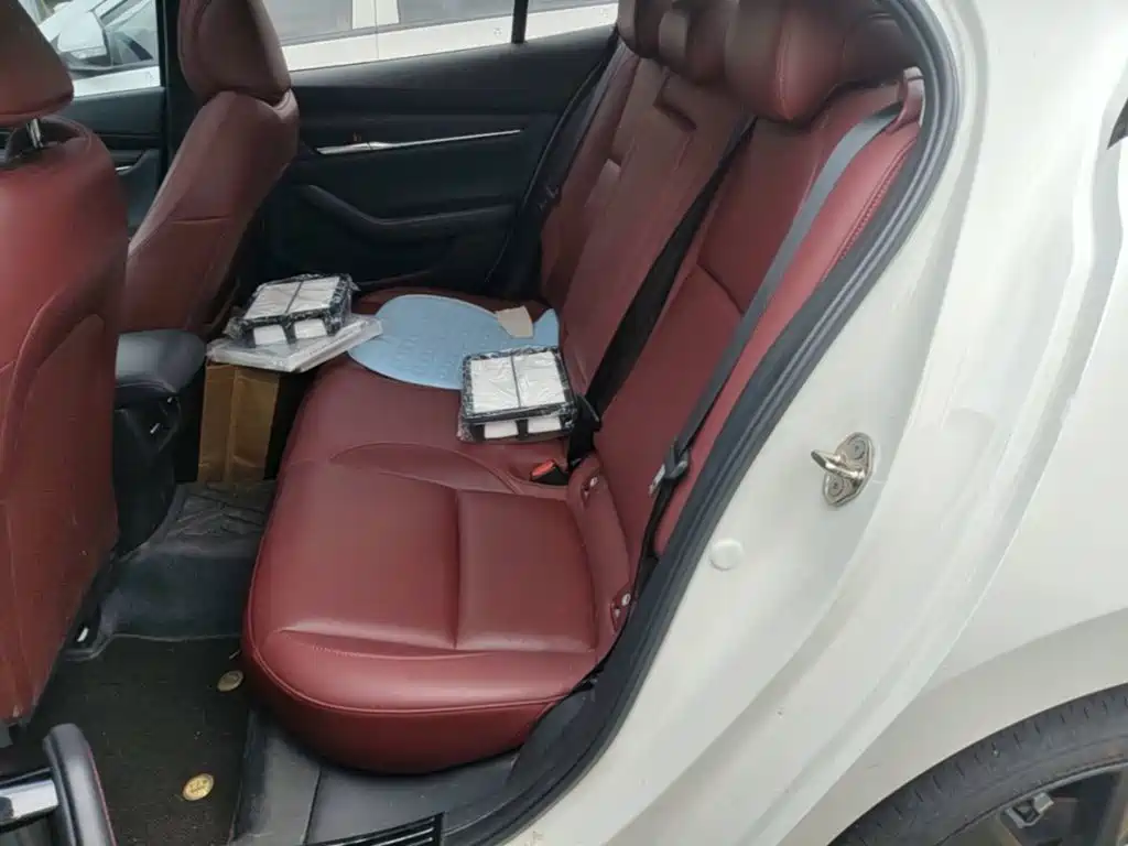 Mazda 3 Axela — миниатюра 17