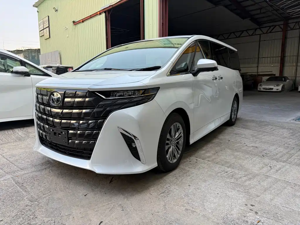 Toyota Alphard 2025 2.5L Luxury