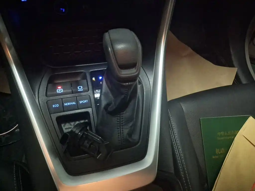 Toyota Wildlander — миниатюра 10