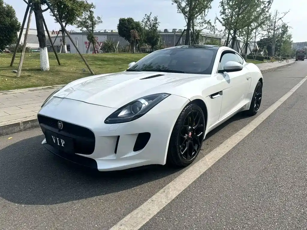 Jaguar F-TYPE
