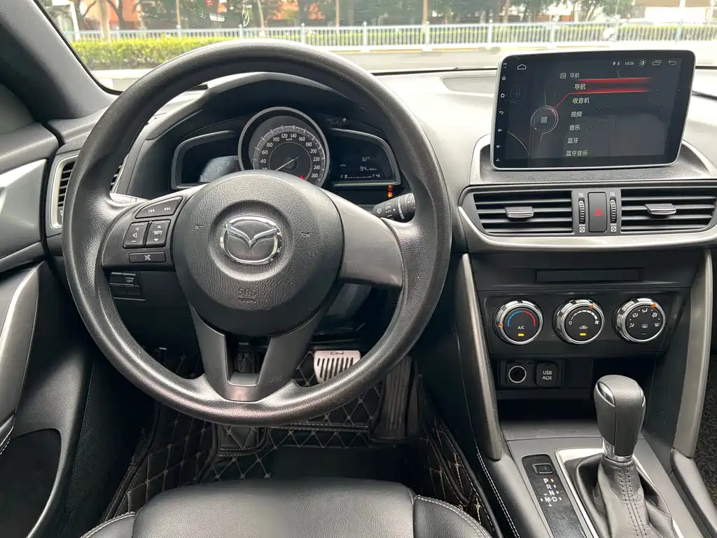 Mazda CX-4 — миниатюра 10