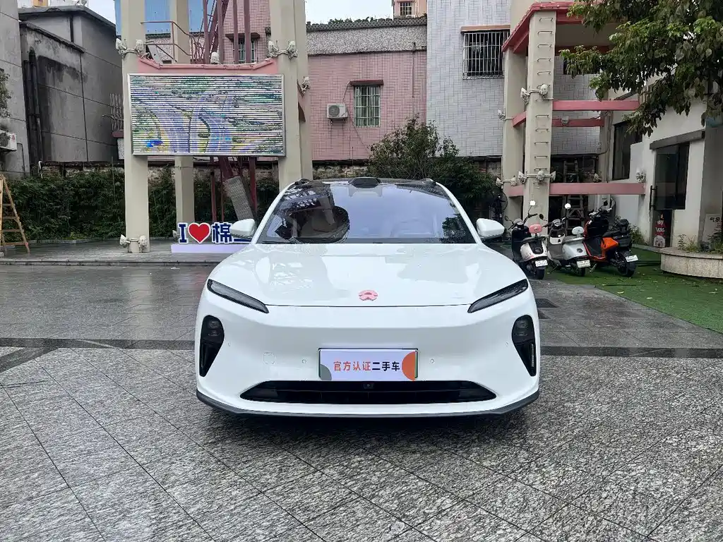 2024 Nio ET5 - zdjęcie 1 z 11
