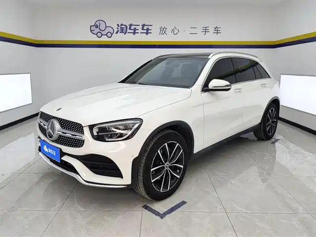 MERCEDES-BENZ GLC