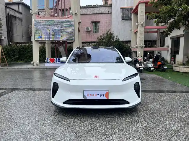 2024 Nio ET5