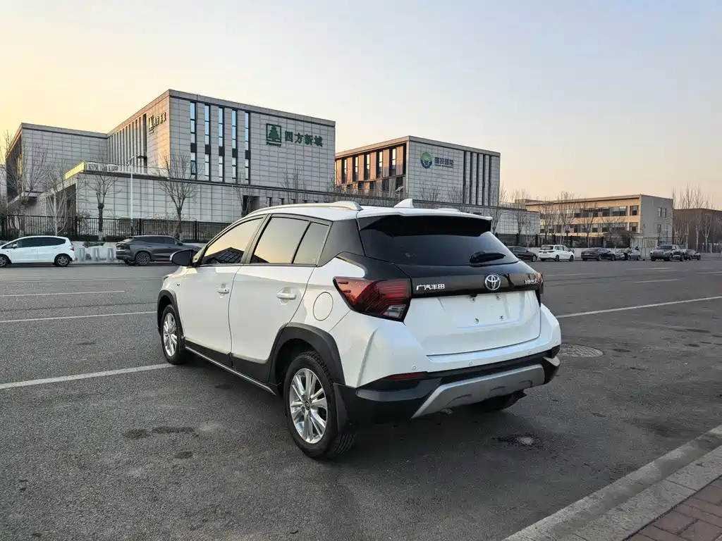 TOYOTA YARIS L ZHIXUAN