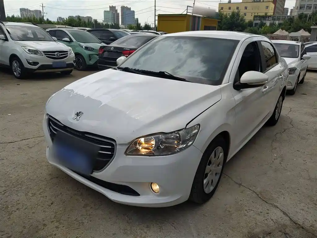 Peugeot 301 2017