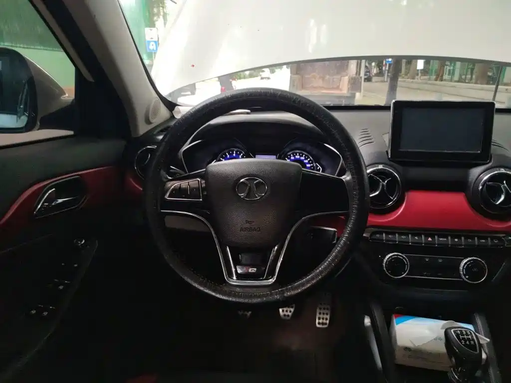 BAIC Senova X35 — миниатюра 6