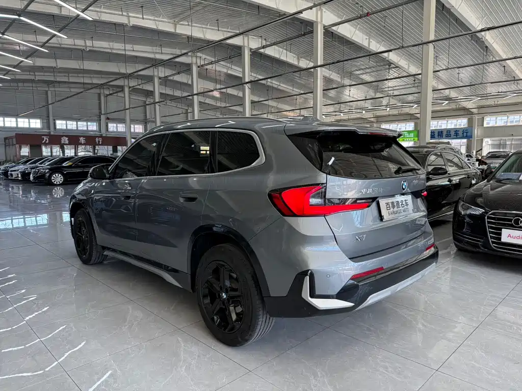 BMW X1 — миниатюра 7