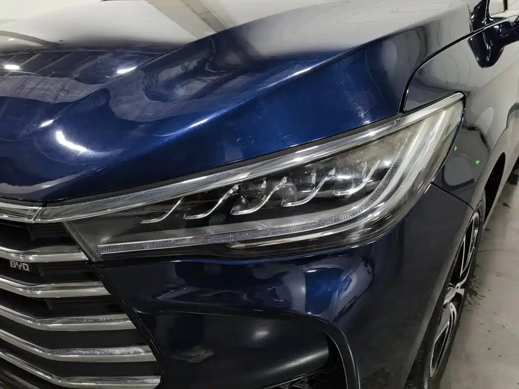 BYD MAX — миниатюра 7