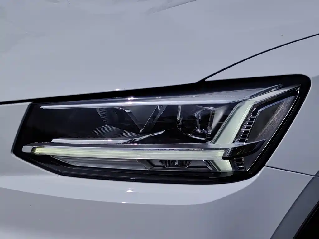 Audi Q2L — миниатюра 8