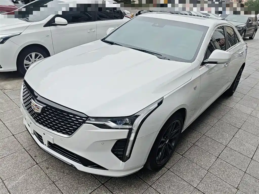 Cadillac CT4 2023