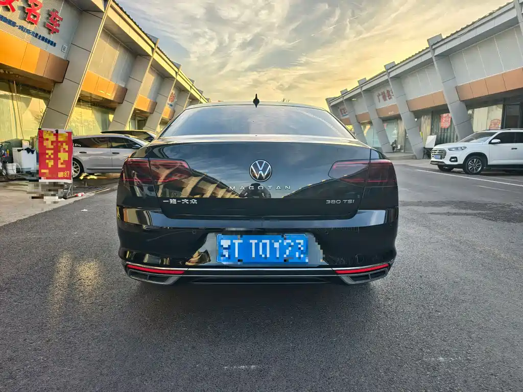 Volkswagen Magotan 2020 330TSI DSG Lead