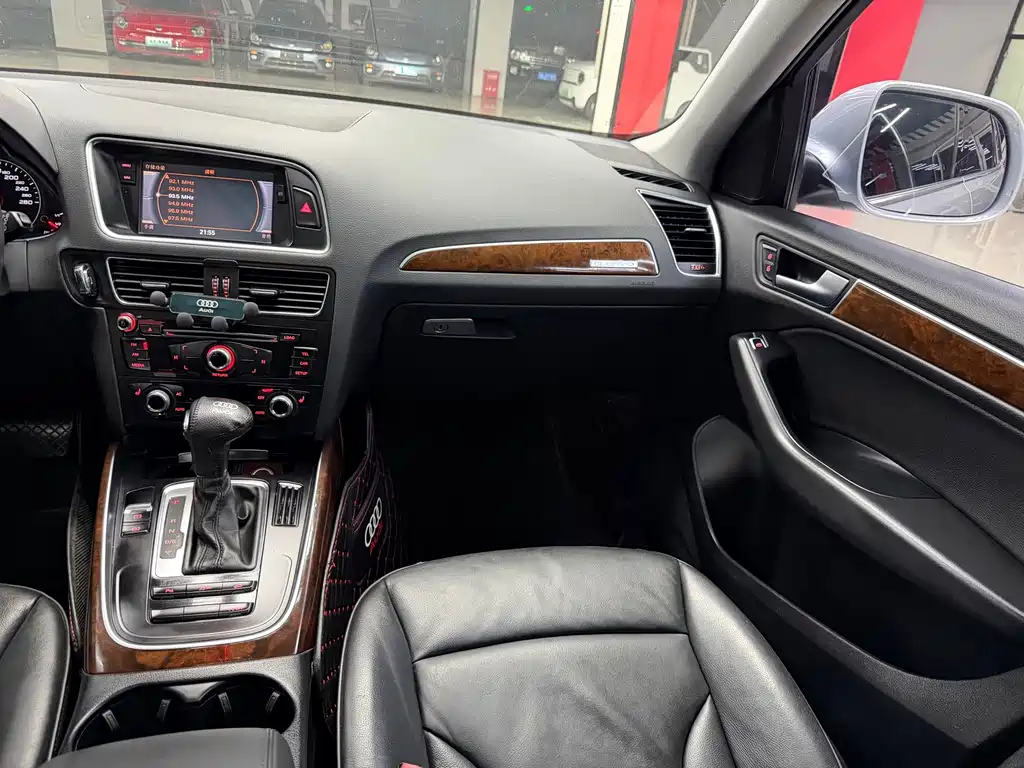 Audi Q5 — миниатюра 20