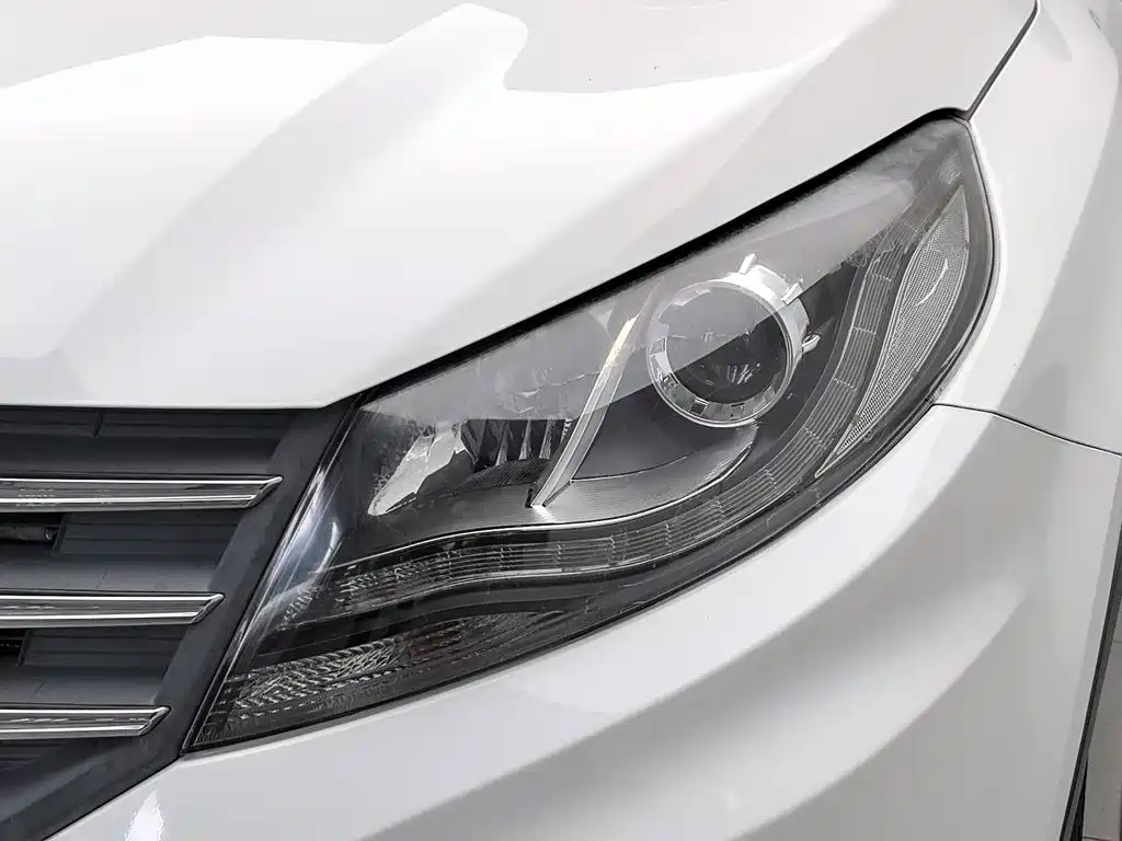Dongfeng 580 2016 1.8L MT Comfort