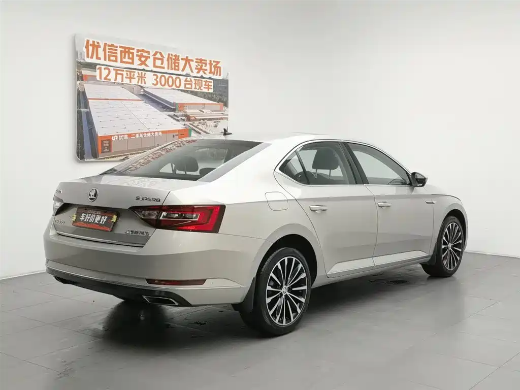 Skoda Superb 2018 TSI330 DSG Luxury V