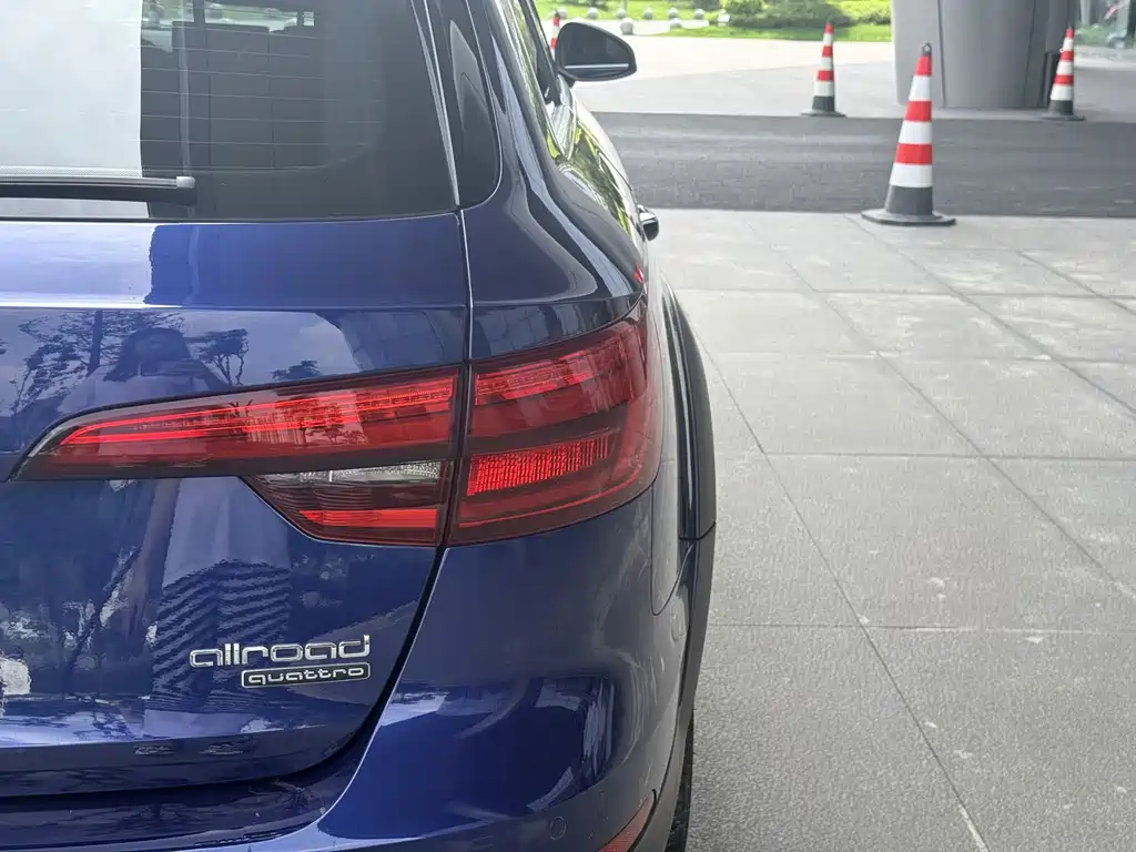 Audi A4 2017 45 TFSI allroad quattro Fashion